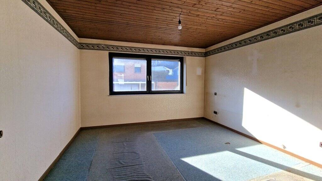 Einfamilienhaus Geilenkirchen Immendorf - 6 Zimmer, 104 m&sup2;, 180.000&euro; | Angebot:26192210