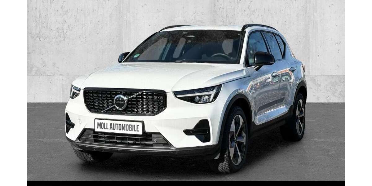 Volvo XC40 17.325 km 29.580 &euro; Aachen 52078