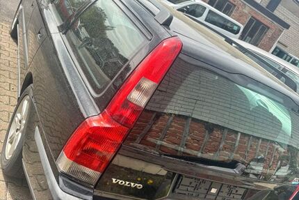 Volvo V70 618.837 km 1.199 &euro; Aachen 52078