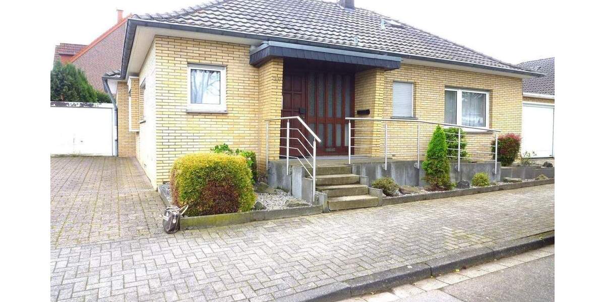 Bungalow Baesweiler - 5 Zimmer, 150 m&sup2;, 300.000&euro; | Angebot:25671392