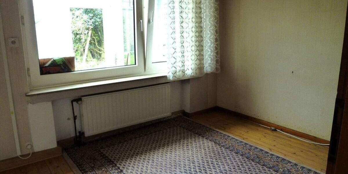 Bungalow Baesweiler - 5 Zimmer, 150 m&sup2;, 300.000&euro; | Angebot:25671392