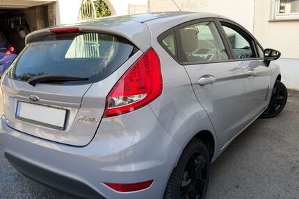 Ford Fiesta 98.500 km 4.190 &euro; Aachen 52080