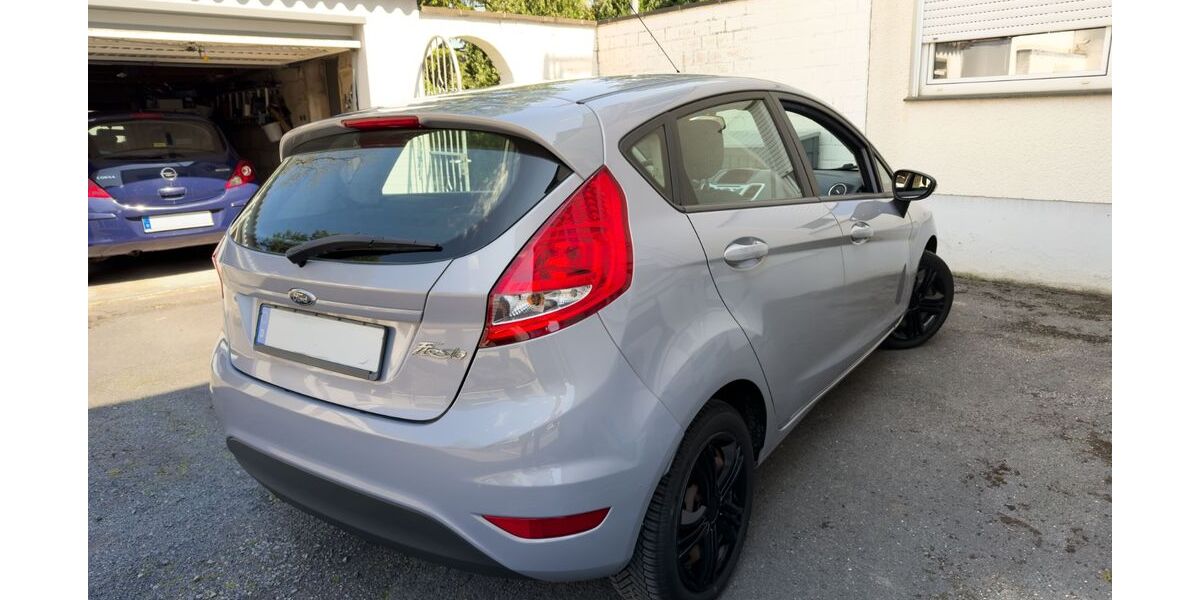 Ford Fiesta 98.500 km 4.190 &euro; Aachen 52080