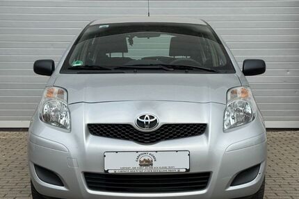 Toyota Yaris 93.000 km 4.650 &euro; Düren 52349