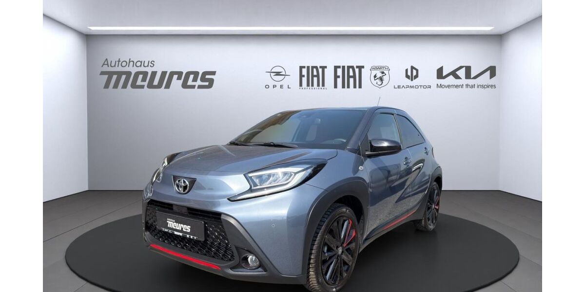 Toyota Aygo (X) 13.179 km 18.988 &euro; Heinsberg 52525