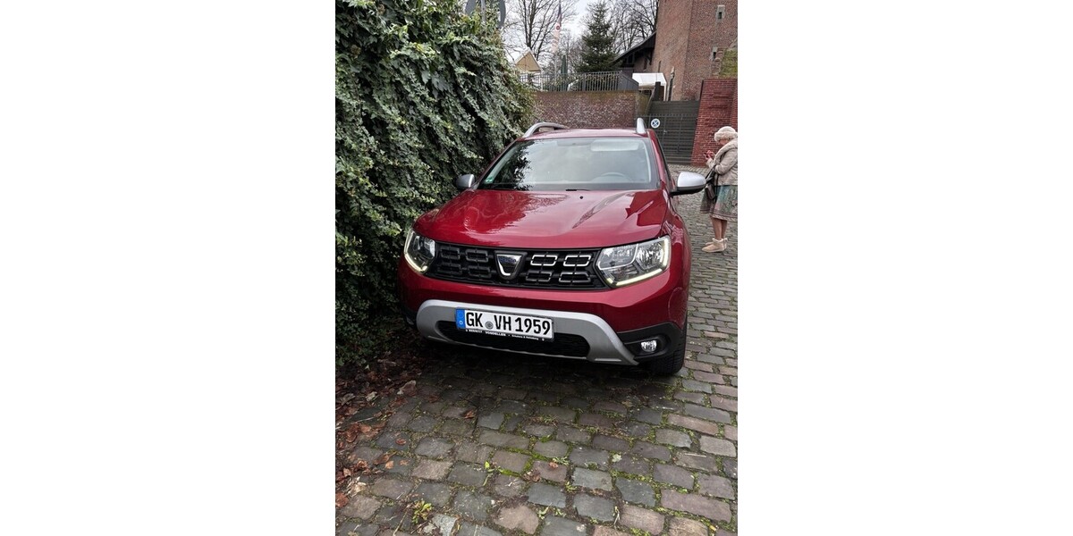 Dacia Duster 77.000 km 12.900 &euro; Erkelenz 41812