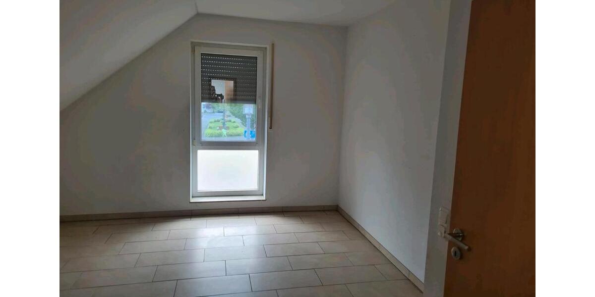 Etagenwohnung Erkelenz - 3 Zimmer, 108 m&sup2;, 1.050&euro; | Angebot:26613559