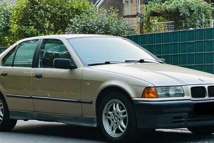 BMW 316 107.000 km 1.900 &euro; Jülich 52428