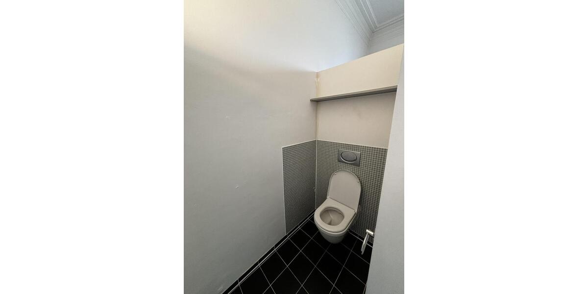 Etagenwohnung Aachen Aachen-Mitte - 4.5 Zimmer, 140 m&sup2;, 1.890&euro; | Angebot:25986118