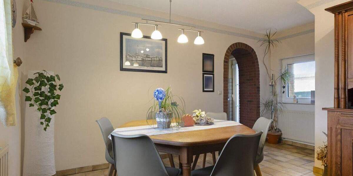 Einfamilienhaus Gangelt / Stahe Stahe - 8 Zimmer, 225 m&sup2;, 325.000&euro; | Angebot:25746547