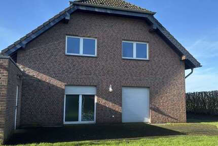 Haus Erkelenz - 4 Zimmer, 151 m&sup2;, 399.000&euro; | Angebot:27066375