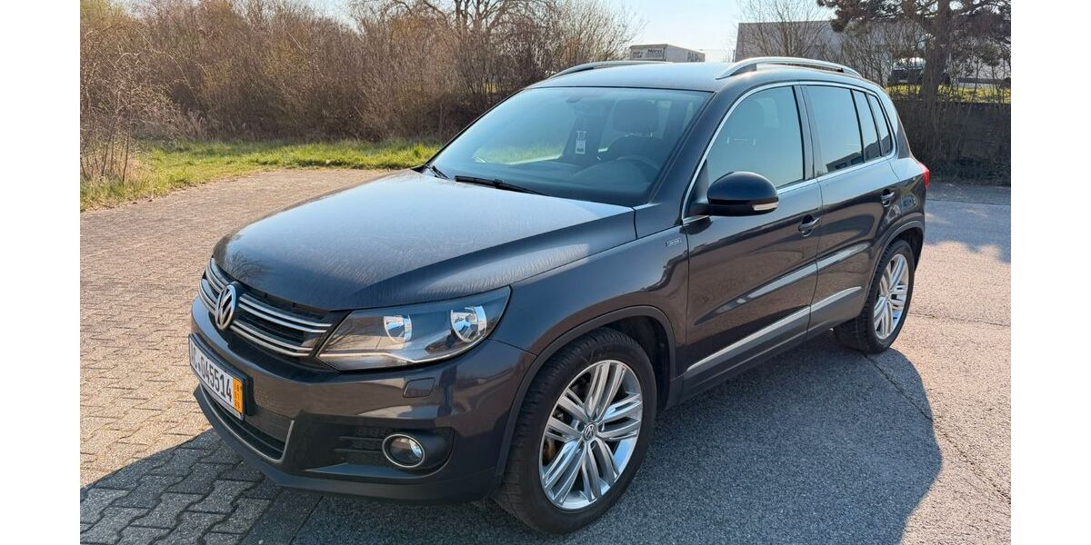 VW Tiguan 212.139 km 10.700 &euro; Eschweiler 52249