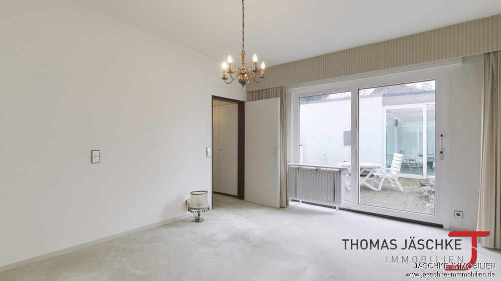 JÄSCHKE - Großzügiges Einfamilienhaus mit Potenzial auf traumhaftem Grundstück in Roetgen-Rott - Einfamilienhaus Roetgen / Rott Rott | Angebot:25989647