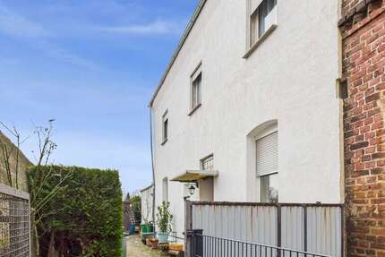 Haus Düren / Birkesdorf Birkesdorf - 5 Zimmer, 100 m&sup2;, 119.000&euro; | Angebot:25894037