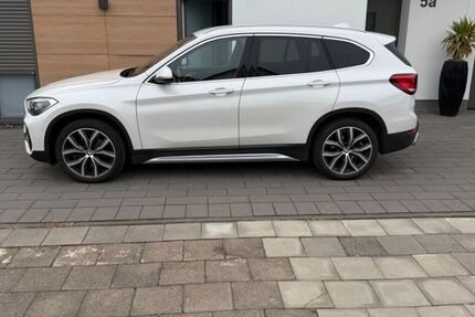 BMW X1 73.000 km 28.350 &euro; Düren 52353