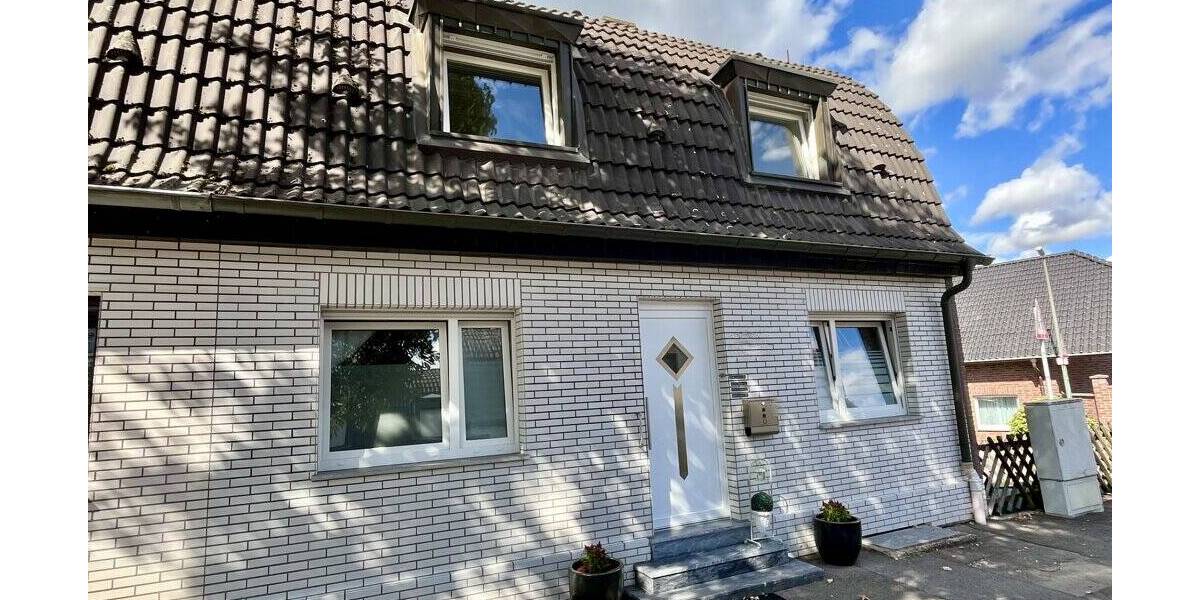Reihenmittelhaus Stolberg (Rhld.) Münsterbusch - 5 Zimmer, 136 m&sup2;, 268.000&euro; | Angebot:26192162