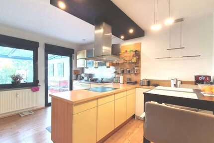 Haus Herzogenrath - 8 Zimmer, 165 m&sup2;, 495.000&euro; | Angebot:26115623