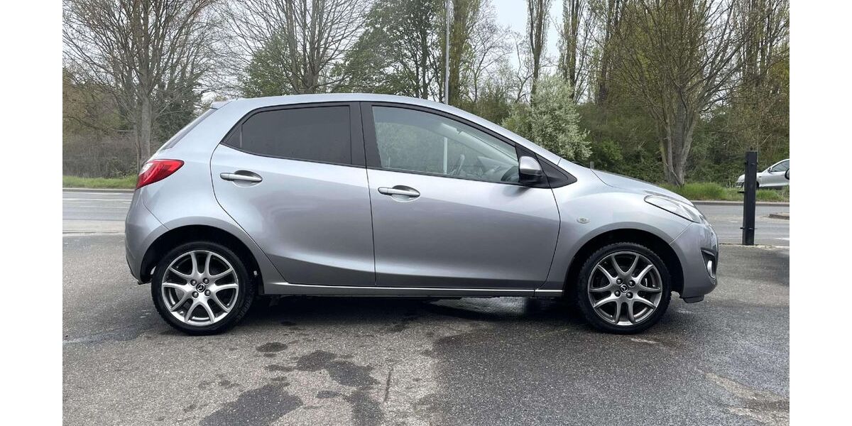 Mazda 2 48.211 km 7.500 &euro; Alsdorf - Zopp 52477