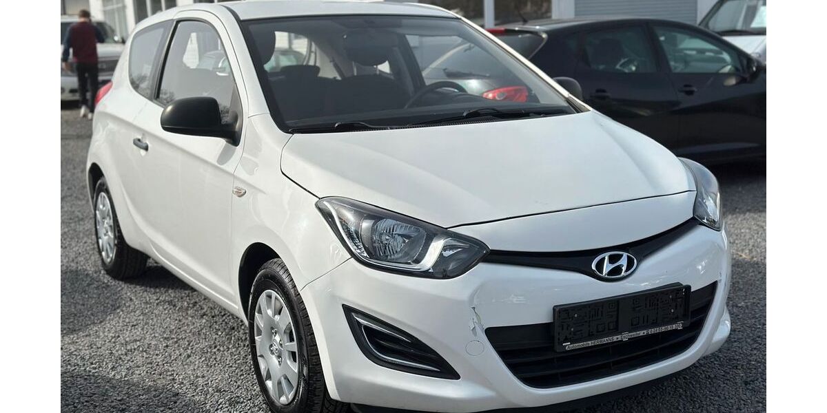 Hyundai i20 131.100 km 3.450 &euro; Düren 52349