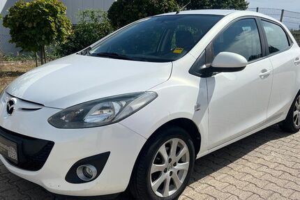 Mazda 2 174.000 km 2.790 &euro; Eschweiler 52249