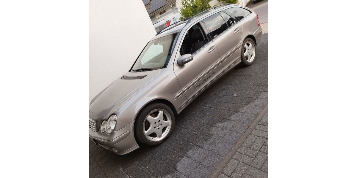 Mercedes-Benz C 180 220.250 km 3.990 &euro; Jülich 52428