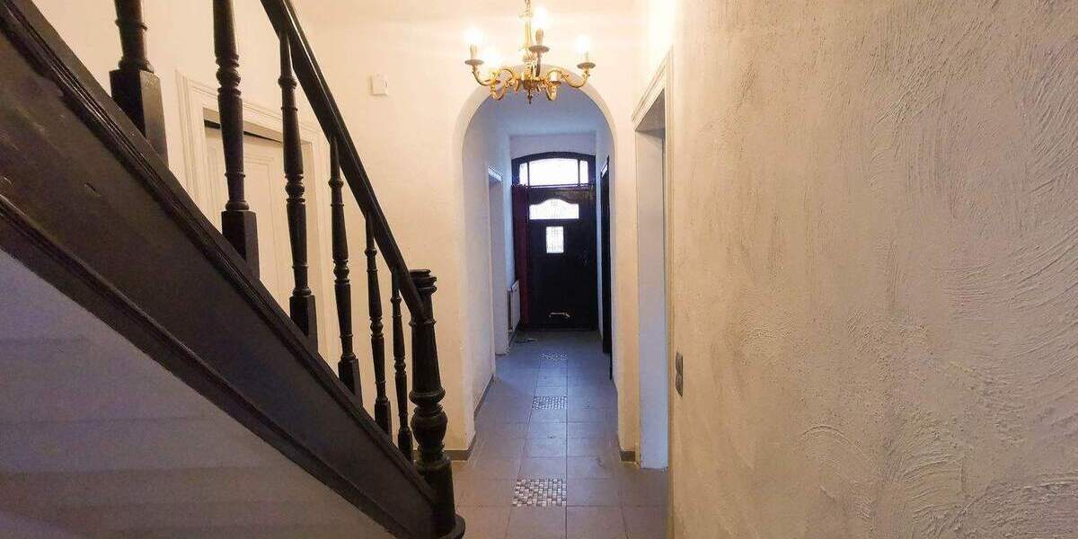 Bauernhaus, Landhaus Hückelhoven - 8 Zimmer, 304 m&sup2;, 667.000&euro; | Angebot:25680500