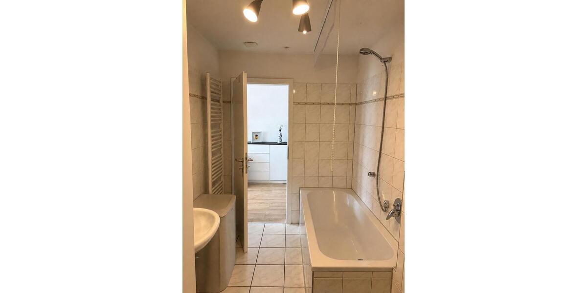 Maisonettenwohnung Düren Distelrath - 2 Zimmer, 110 m&sup2;, 1.210&euro; | Angebot:26548419