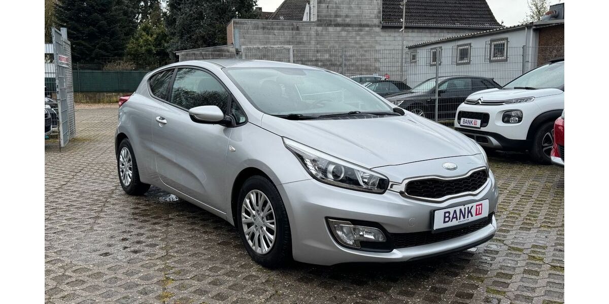 Kia ceed / Ceed 155.721 km 5.000 &euro; Würselen 52146