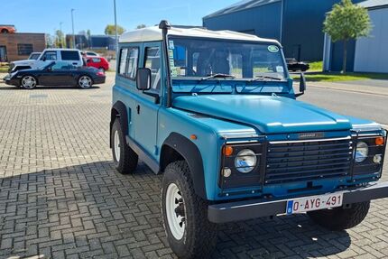 Land Rover Defender 168.000 km 17.500 &euro; Roetgen 52159