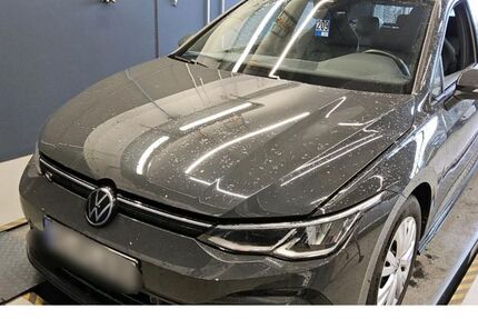 VW Golf 43.505 km 22.970 &euro; Aachen 52078