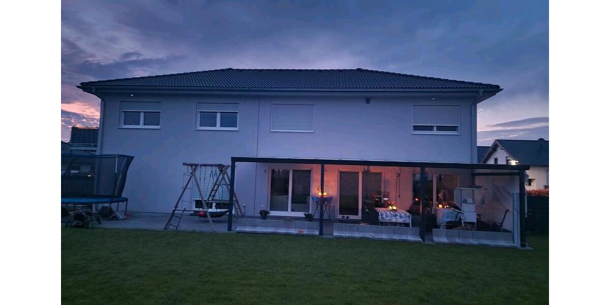 Doppelhaushälfte Heinsberg - 3 Zimmer, 150 m&sup2;, 455.000&euro; | Angebot:26720825