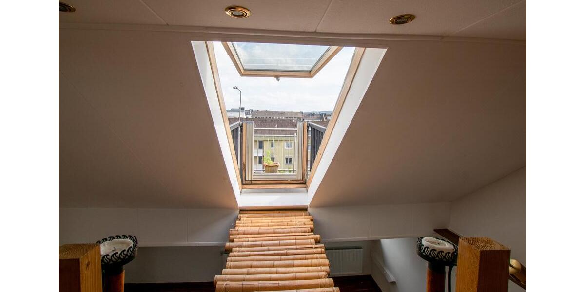 Dachgeschoßwohnung Aachen Aachen-Mitte - 2 Zimmer, 80 m&sup2;, 330.000&euro; | Angebot:26901784