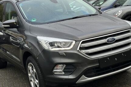 Ford Kuga 96.000 km 11.900 &euro; Aachen 52070