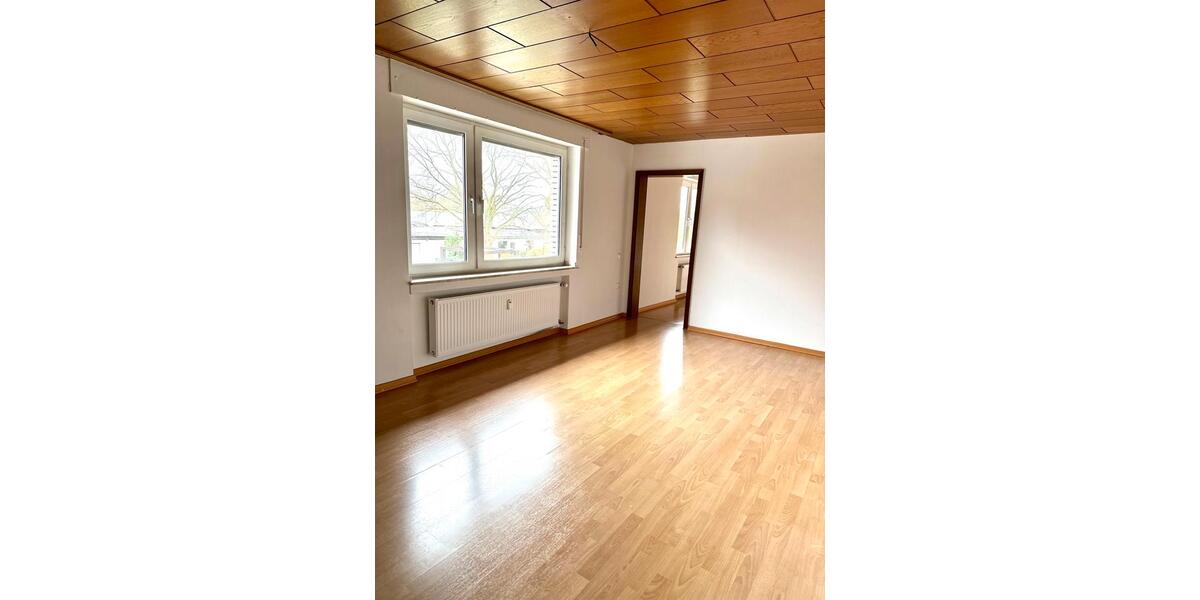 Etagenwohnung Niederzier - 3 Zimmer, 70 m&sup2;, 750&euro; | Angebot:25979598