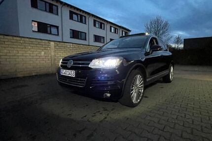VW Touareg 201.500 km 11.900 &euro; Aachen 52089