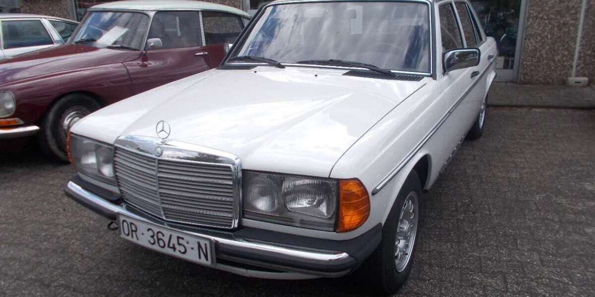 Mercedes-Benz 300 138.000 km 12.900 &euro; Roetgen 52159