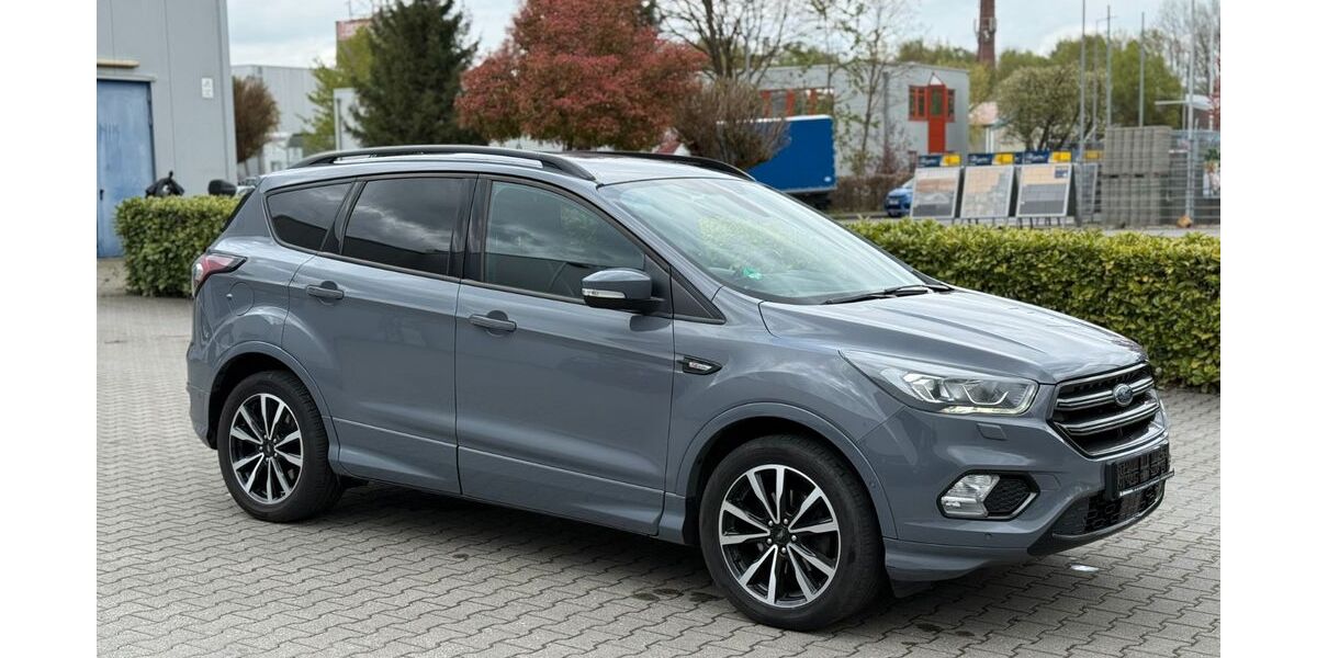 Ford Kuga 146.073 km 13.990 &euro; Alsdorf 52477
