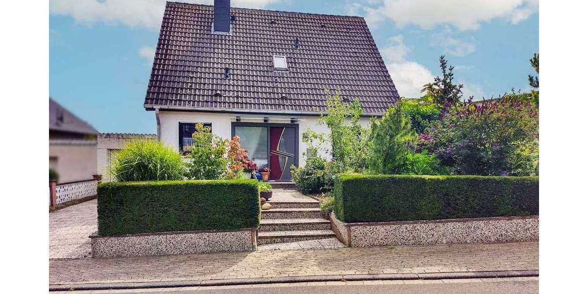 Einfamilienhaus Vettweiß - 5 Zimmer, 150 m&sup2;, 320.000&euro; | Angebot:26233797
