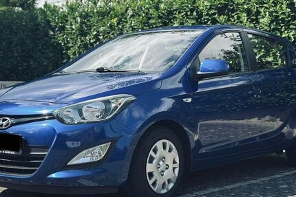 Hyundai i20 63.100 km 8.250 &euro; Jülich 52428