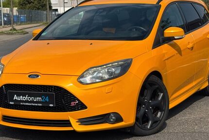Ford Focus 162.000 km 9.899 &euro; Jülich 52428