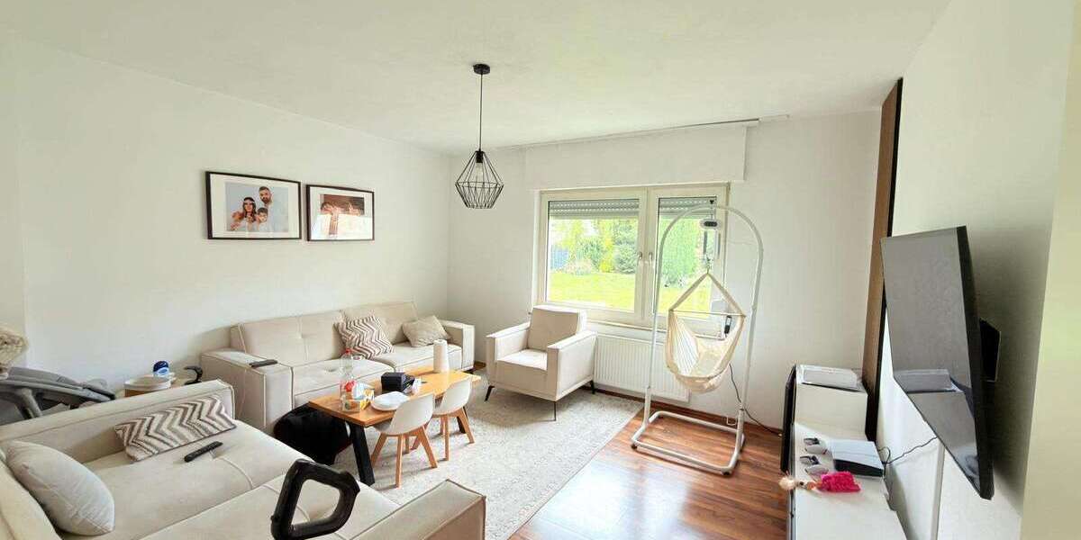 Etagenwohnung Düren Distelrath - 3 Zimmer, 75 m&sup2;, 179.000&euro; | Angebot:26235456