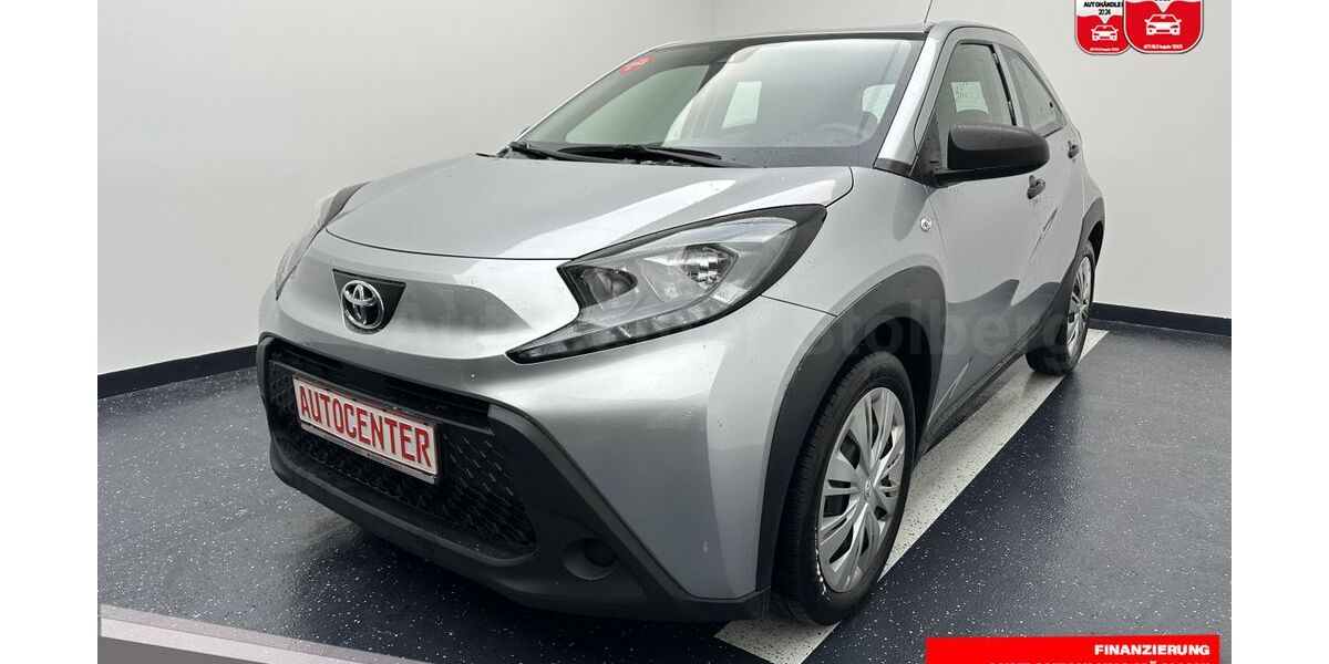 Toyota Aygo (X) 21.000 km 11.490 &euro; Stolberg 52222