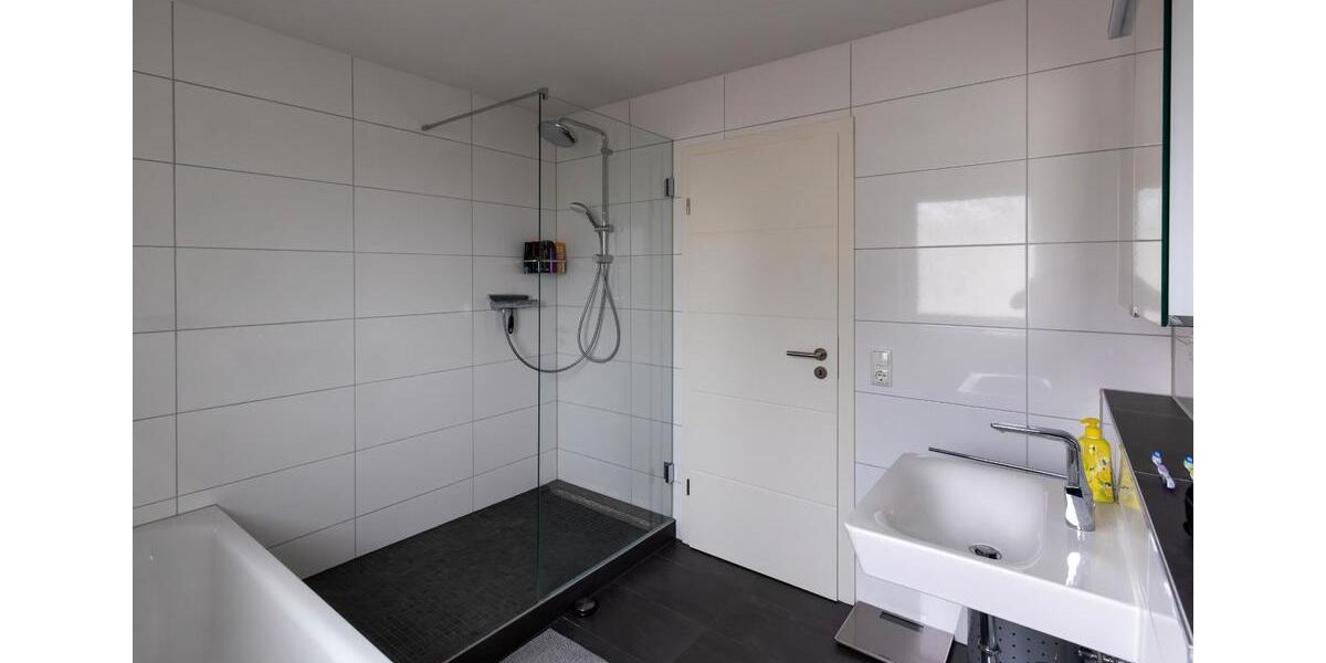 Reihenhaus Stolberg (Rhld.) Büsbach - 5 Zimmer, 145 m&sup2;, 495.000&euro; | Angebot:26047436