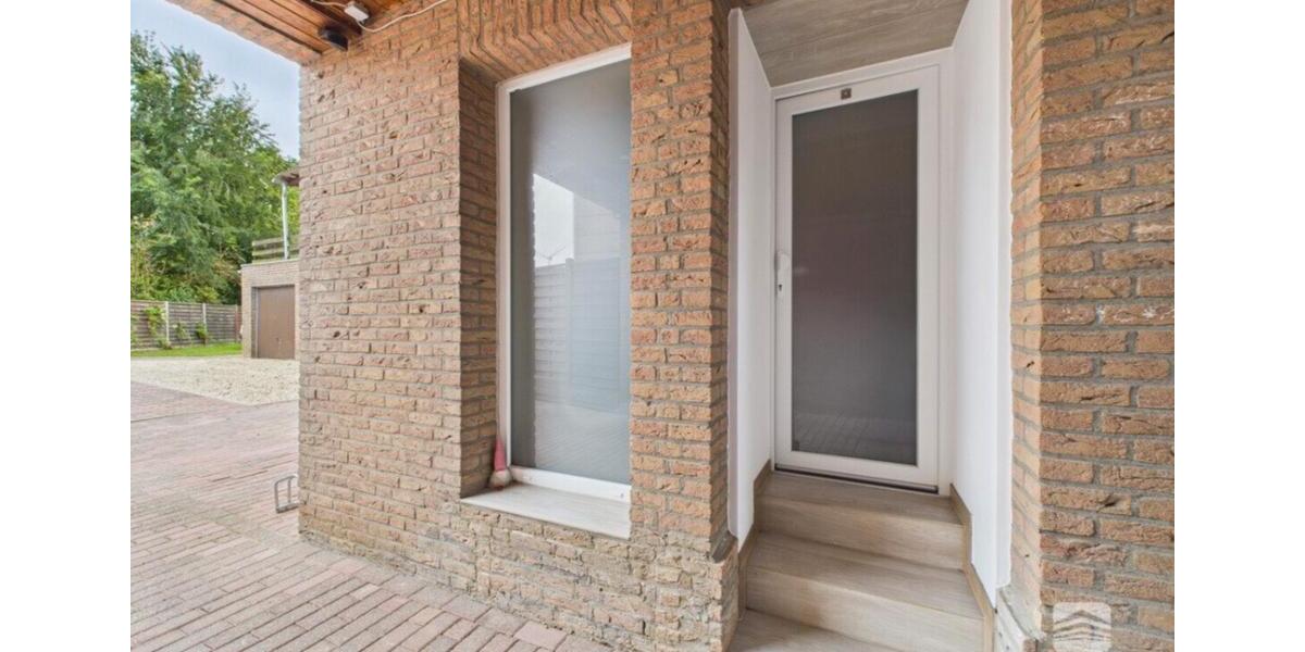 Etagenwohnung Übach-Palenberg Palenberg - 3 Zimmer, 135 m&sup2;, 1.100&euro; | Angebot:25640104