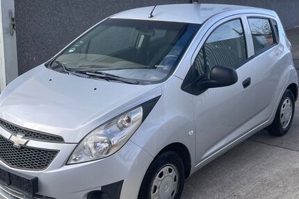 Chevrolet Spark 125.000 km 2.400 &euro; Aachen 52070