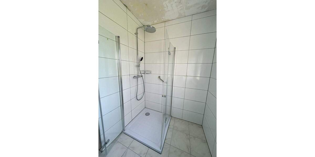 Mehrfamilienhaus, Wohnhaus Baesweiler / Loverich Loverich - 6 Zimmer, 143 m&sup2;, 379.000&euro; | Angebot:25687022