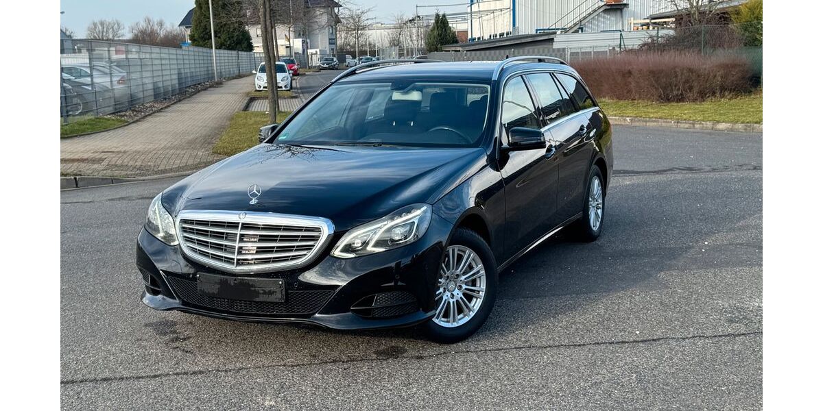 Mercedes-Benz E 220 189.000 km 10.999 &euro; Jülich 52428