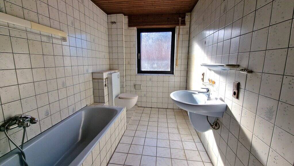 Einfamilienhaus Geilenkirchen Immendorf - 6 Zimmer, 104 m&sup2;, 180.000&euro; | Angebot:26192210