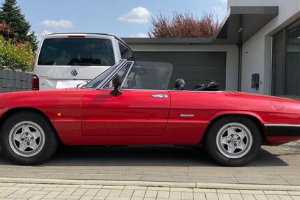 Alfa Romeo Spider 130.000 km 11.200 &euro; Herzogenrath 52134