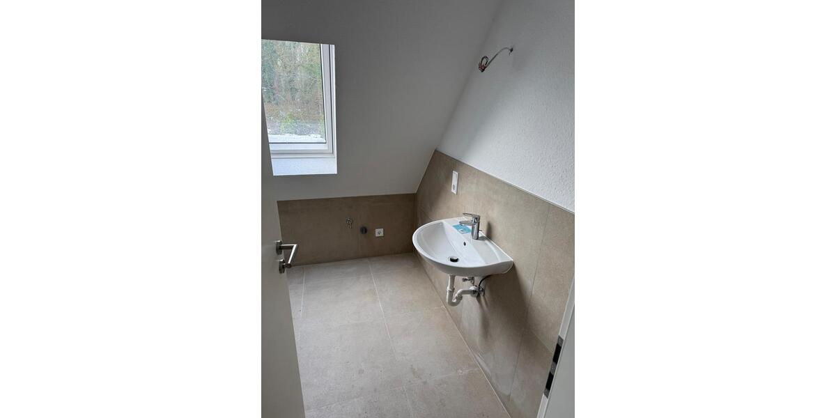 Dachgeschoßwohnung Hückelhoven - 2 Zimmer, 45 m&sup2;, 700&euro; | Angebot:25931887